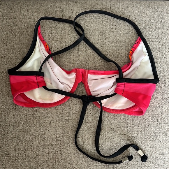 Unlined, underwire bikini top - Picture 2 of 3